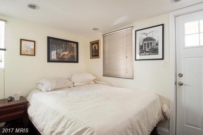 Foto principal - 918 Westminster St NW