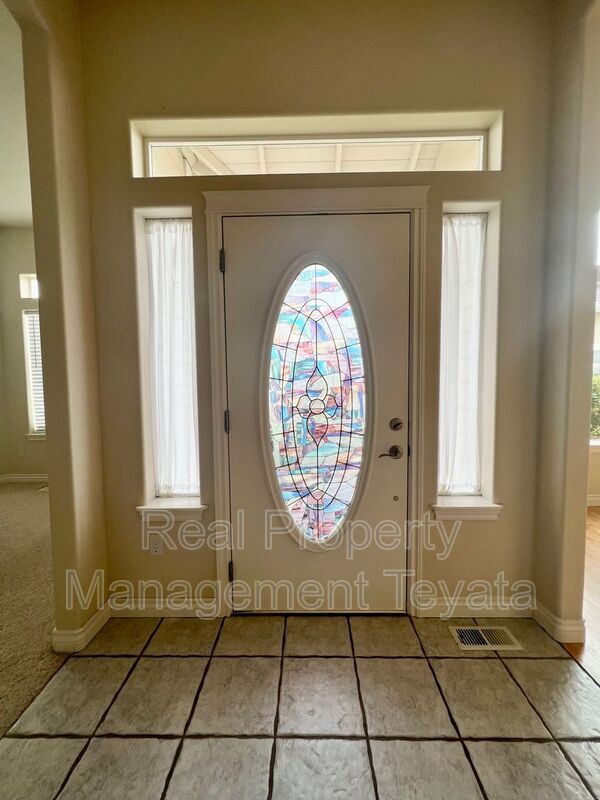 Foto del edificio - 3920 Ruston Way