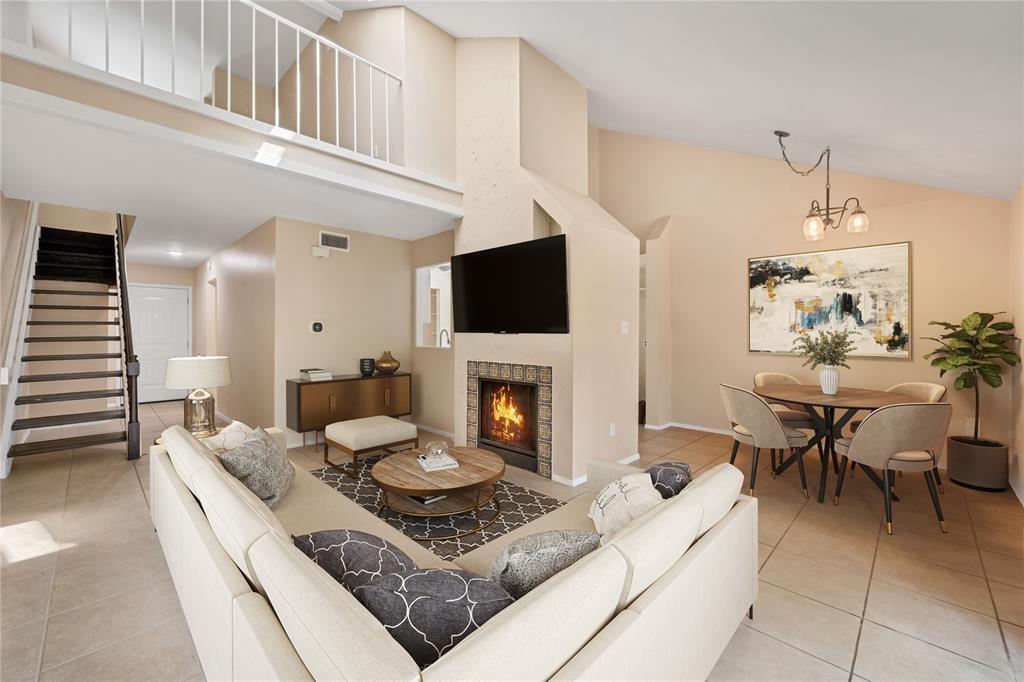 Primary Photo - 1503 Bridgeway Dr