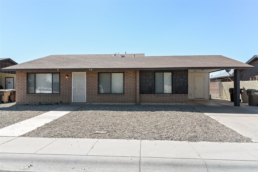 Primary Photo - 7341 W Shangri La Rd