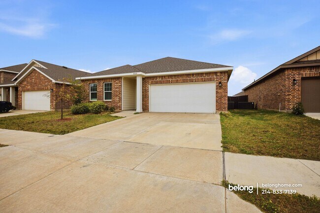 Foto del edificio - 10321 Holy Cross Ln