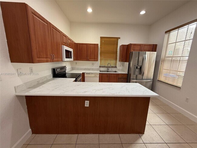 Foto del edificio - 634 SW 147th Ave