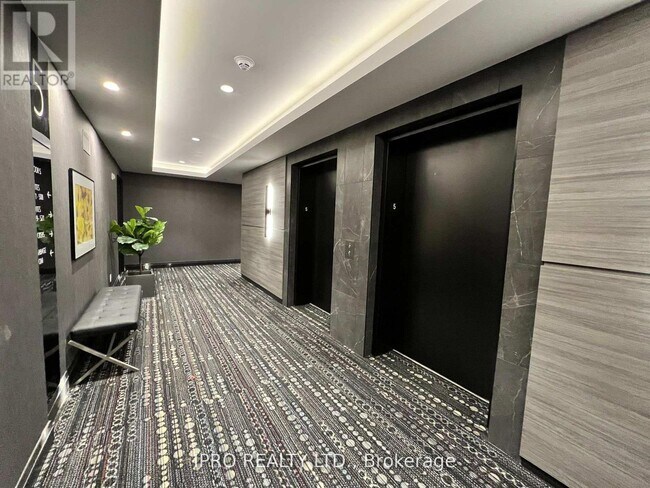 Photo du bâtiment - 470-470 Gordon Krantz Ave
