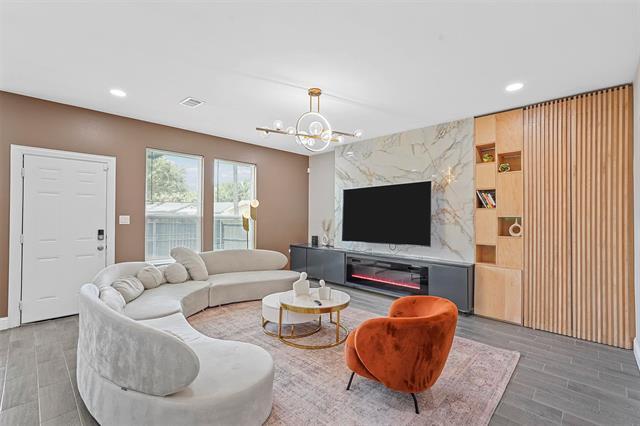 Foto del edificio - 610 Parker Cir