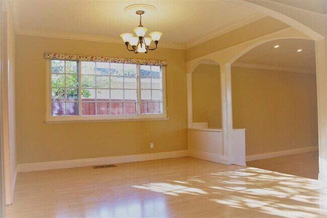 Foto del edificio - 360 Grunion Ct