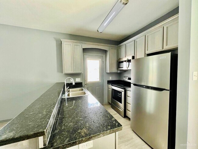 Foto del edificio - 14 Nassau St