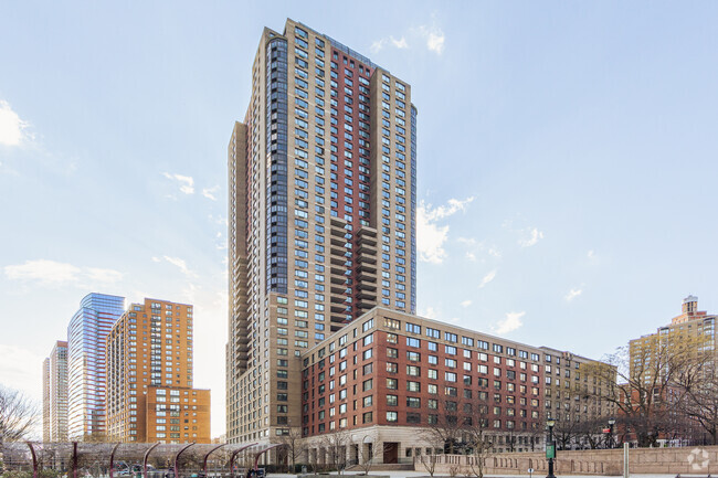 Building Photo - Liberty Court