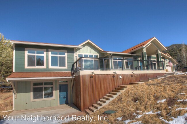 Foto del edificio - 4 br, 3.5 bath House - 720 Sun Valley Dr