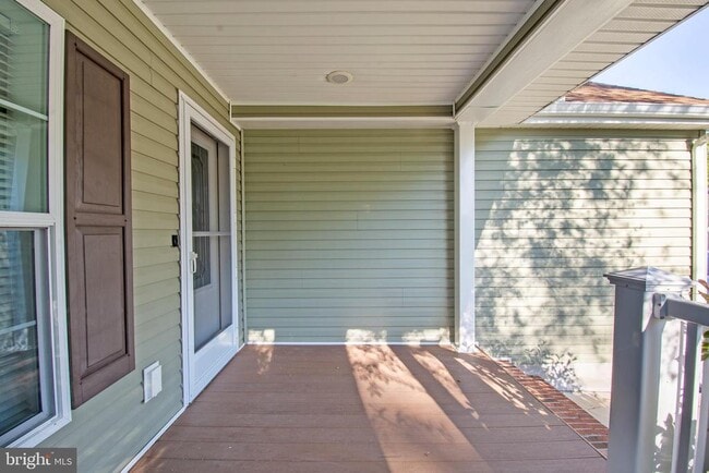 Building Photo - 121 Bluebell Dr