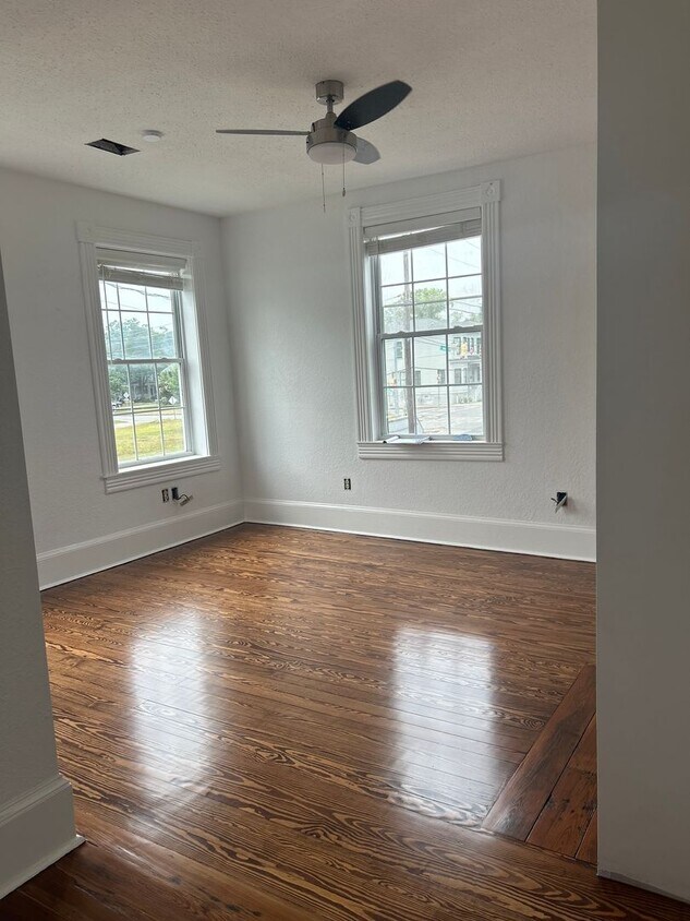 Foto principal - 614 E Gwinnett St