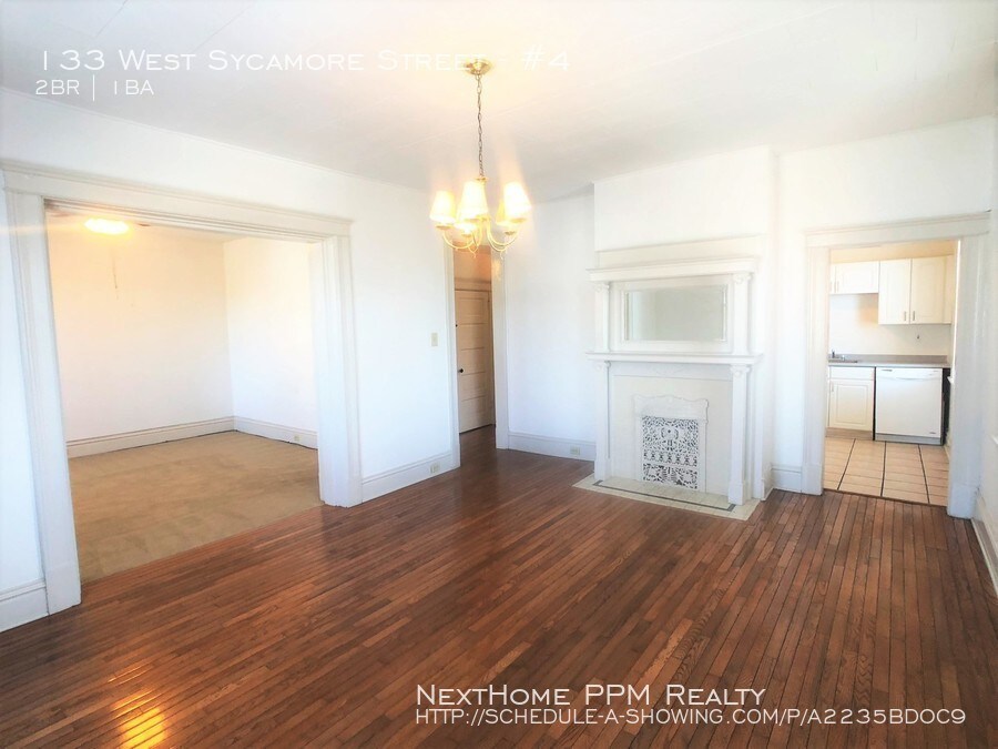 133 W Sycamore St Unit 4, Pittsburgh, PA 15211 Room