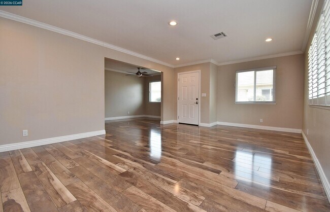 Foto del edificio - 4640 W Rishell Ct