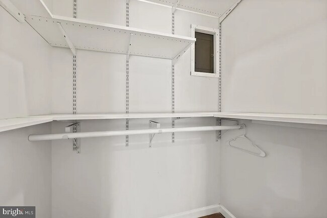 Building Photo - 87 Fisher Ln