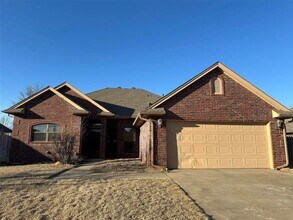Building Photo - 4101 Drawbridge Ln