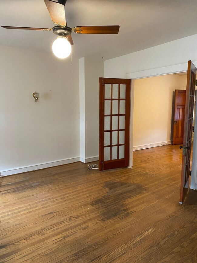 Building Photo - Apt. 1