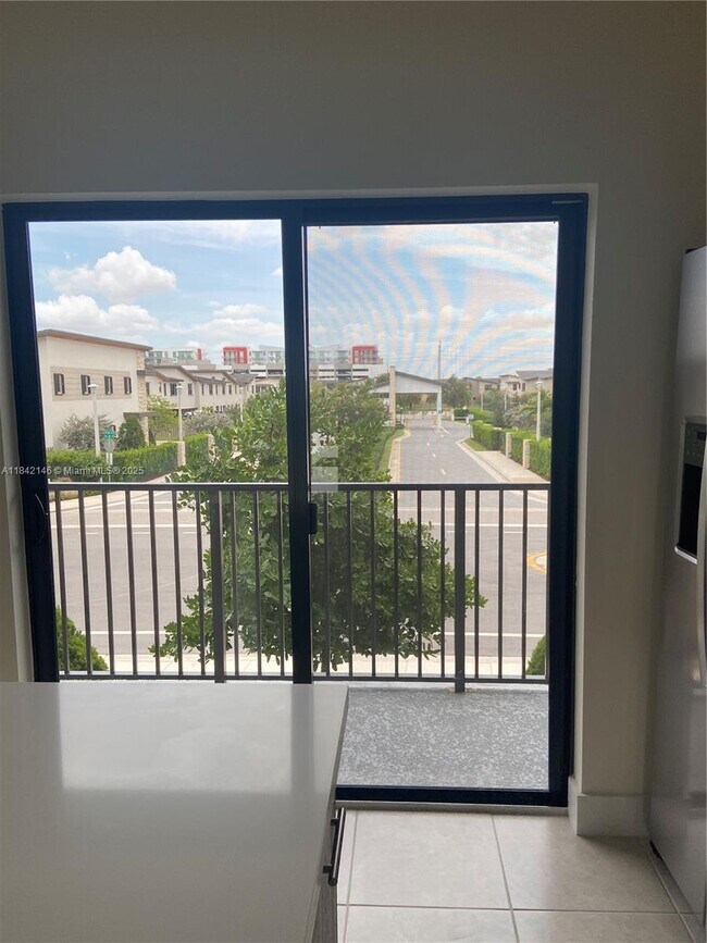 Foto del edificio - 8005 NW 104th Ave