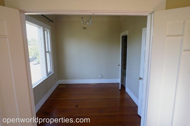 Foto del edificio - 1022-1026 Linden St