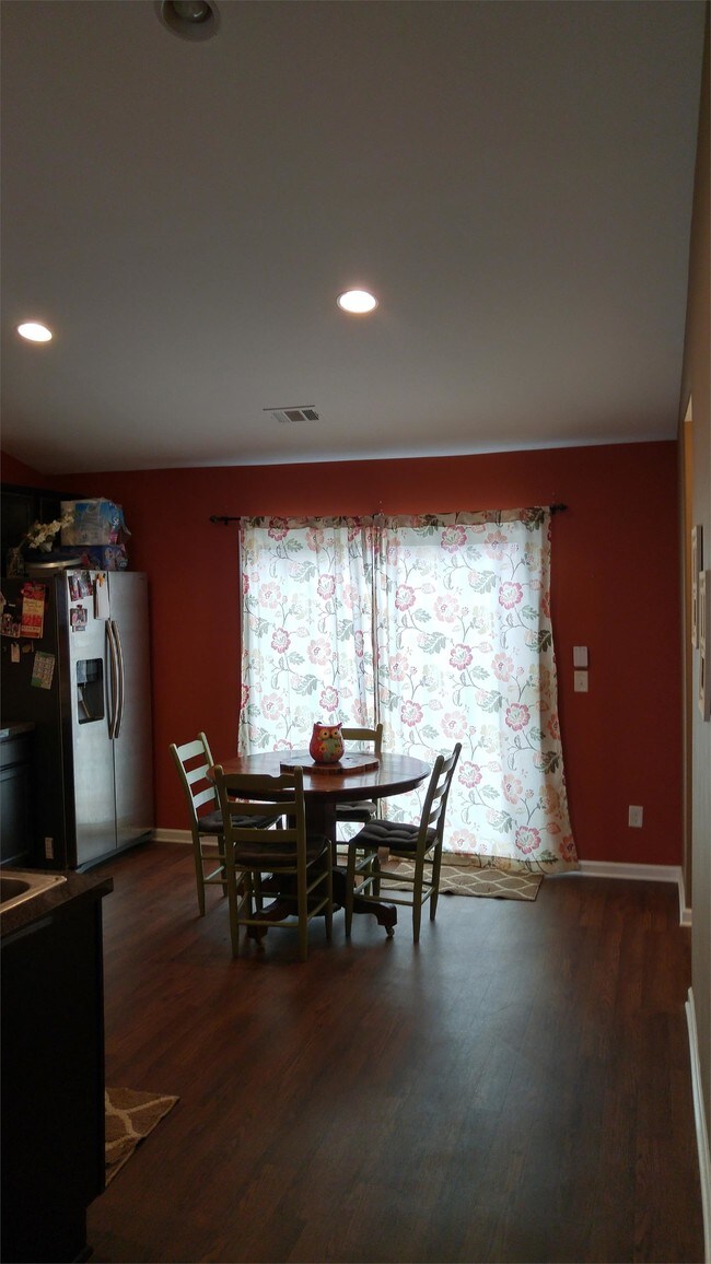 Foto del edificio - 42 Noble Jones Ct