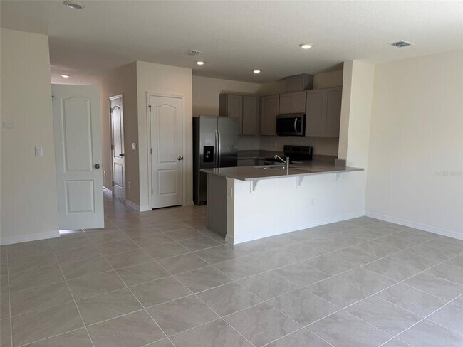 Building Photo - 2151 Longleaf Rd