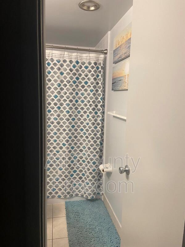 Foto del edificio - 2900 NE 30th St