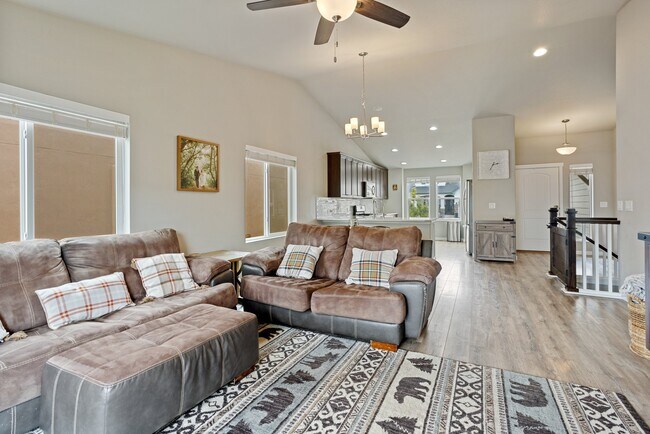 Photo - 2607 Shawnee Dr House