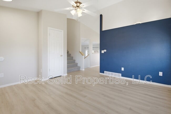 Building Photo - 4804 Saddleback Dr