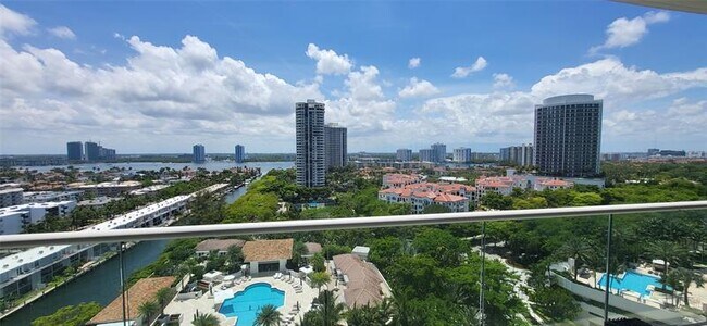 Foto del edificio - 2600 Island Blvd