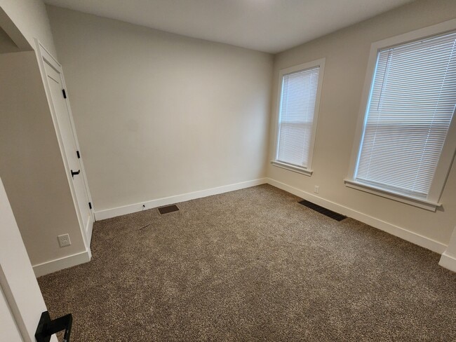 Foto del edificio - 29 W Patterson Ave