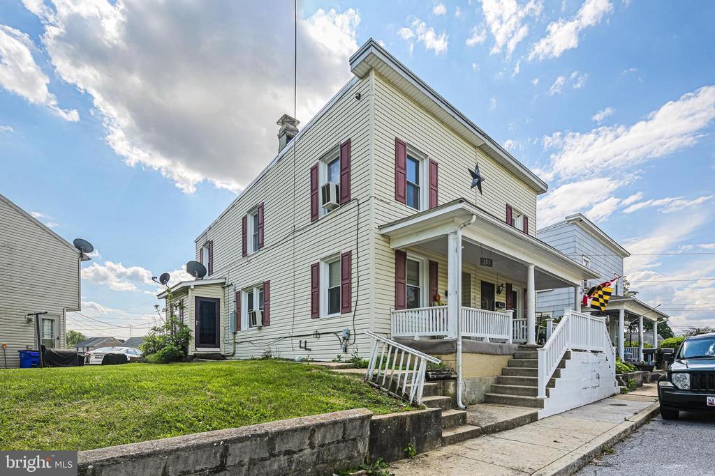 Foto principal - 253 E Howard St