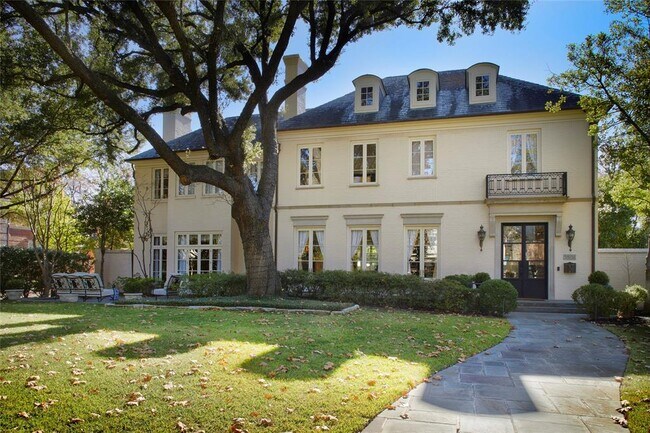 Foto del edificio - 3801 Maplewood Ave
