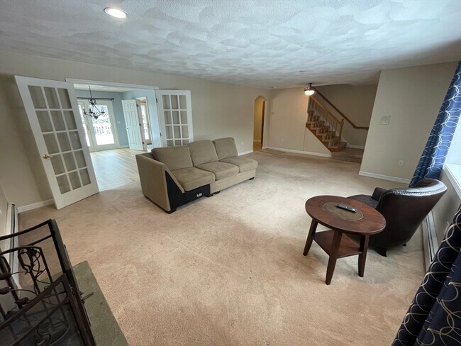 Foto del edificio - 4 Indiana Ave