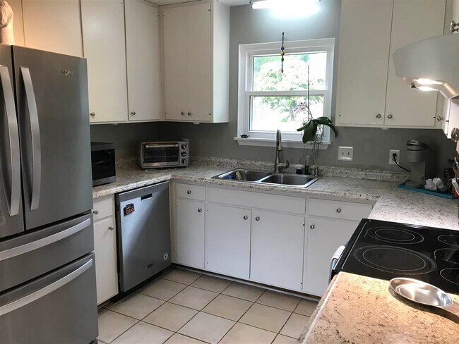 Foto del edificio - 6743 Tim Tam Trail