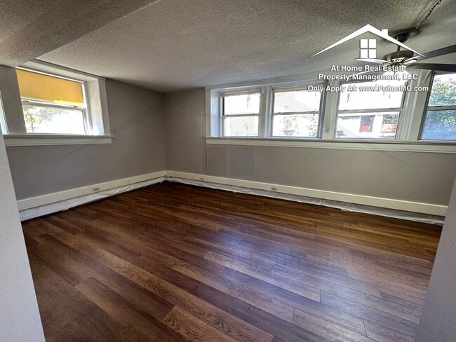 Foto del edificio - 808 Center St