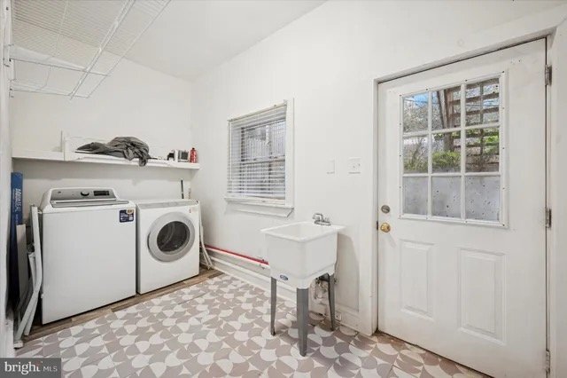 Foto del edificio - 4645 Umbria St