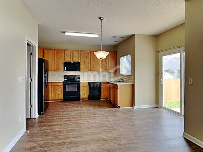 Foto del edificio - 4406 Snowcrest Ln