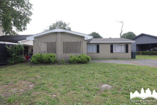 Building Photo - 5142 Fairley Rd