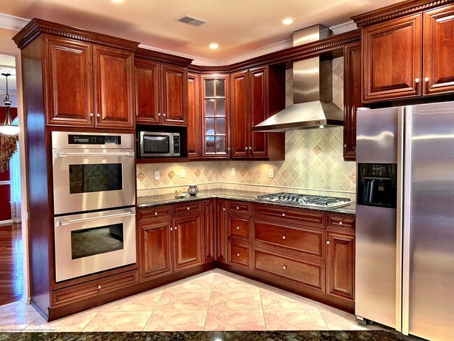 Building Photo - 9 Alyssa Rose Ln