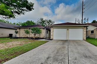 Building Photo - 21411 Golden Dove Dr