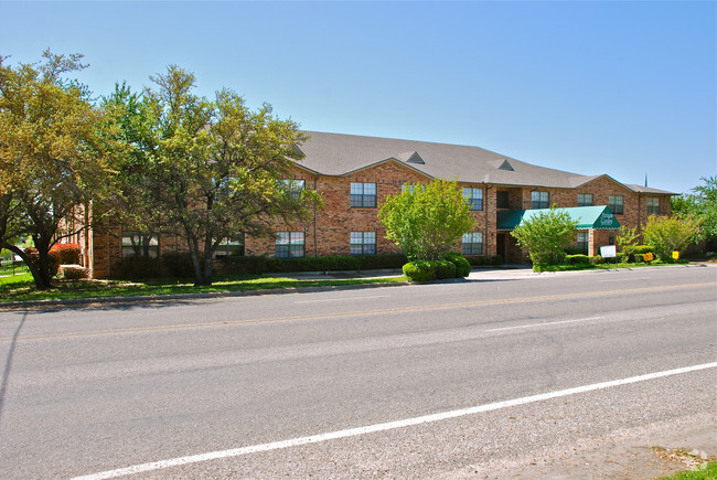 Building Photo - Atrium Garden Apartments