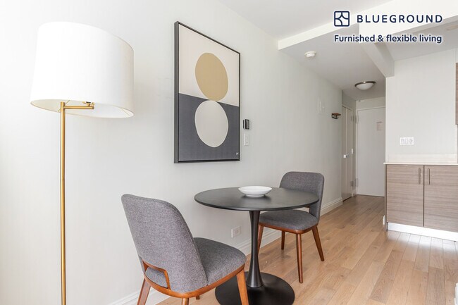 Foto del edificio - 340 E 51st St