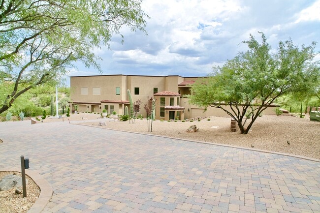 Building Photo - Mountain and City Views from this Furnished Rental!