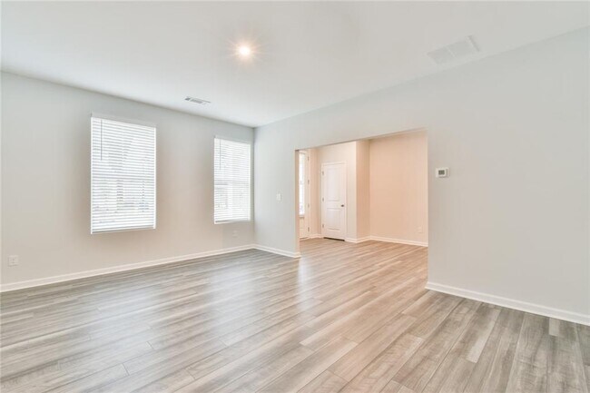 Foto del edificio - 2630 Whistler Wy NE