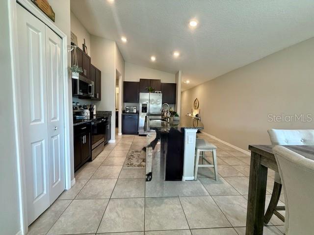 Foto del edificio - 1731 Yellow Trl