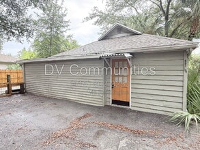 Building Photo - 776 27th Ave N