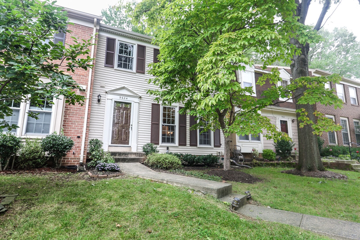 9624 Masterworks Dr, Vienna, VA 22181 Townhouse for Rent in Vienna