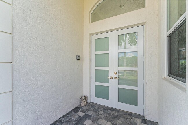 Building Photo - 128 Abondance Dr