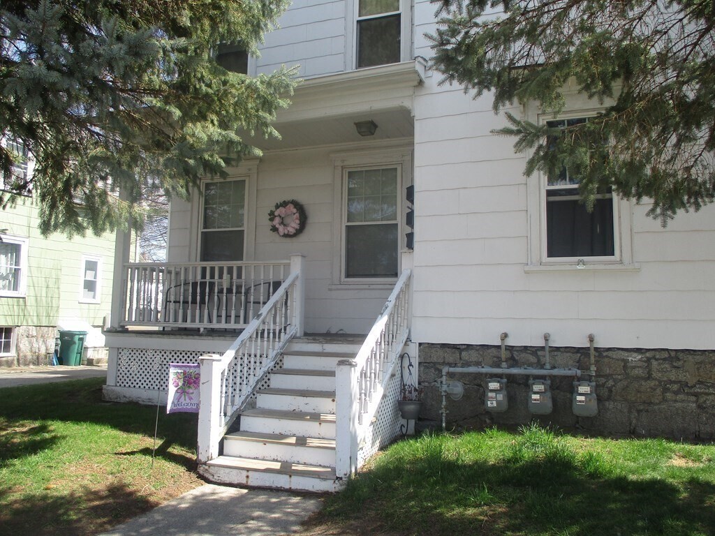 89 Chilson Ave Unit 1, Mansfield, MA 02048 Room for Rent in Mansfield