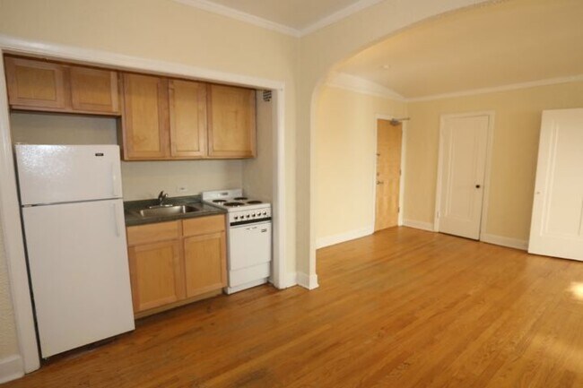 Foto del edificio - 539 W Arlington Pl