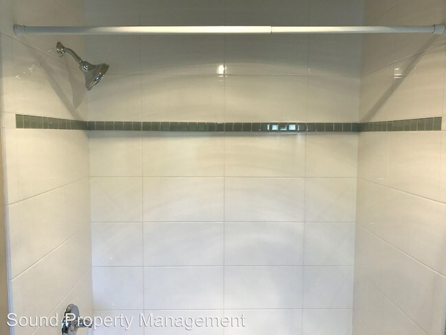 Foto del edificio - 5025 40th Ave NE