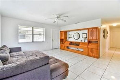 Foto del edificio - 225 SE Park St